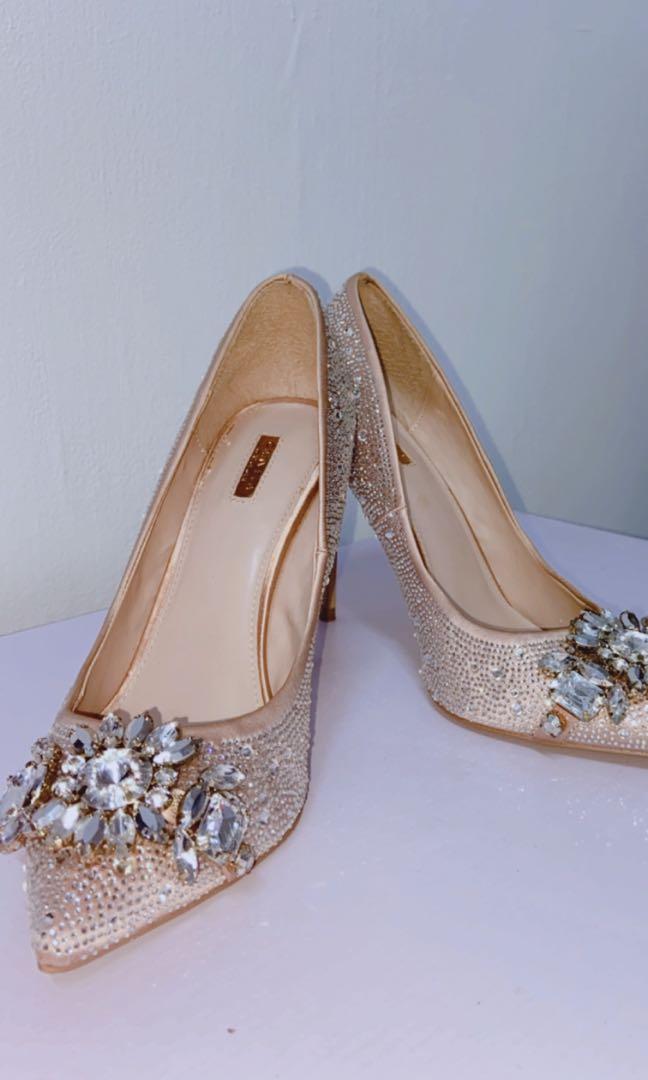 Carvela outlet diamante heels