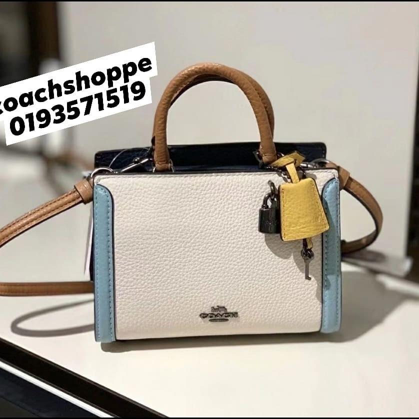 Pre.overhere - Coach Micro Zoe Crossbody Size: 17 x 13cm