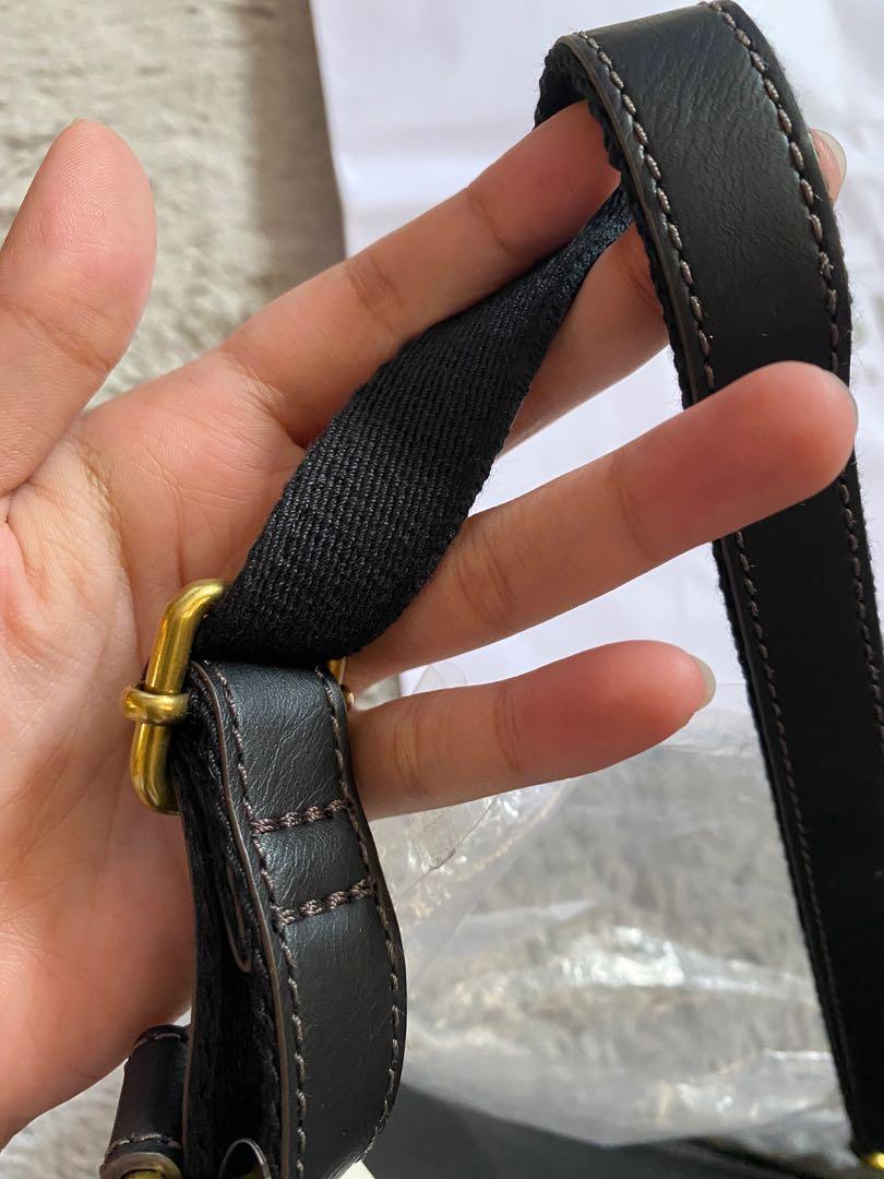 Fossil fanny pack belt bag with tag, Women's Fashion, Bags & Wallets, Crossbody Bags on Carousell