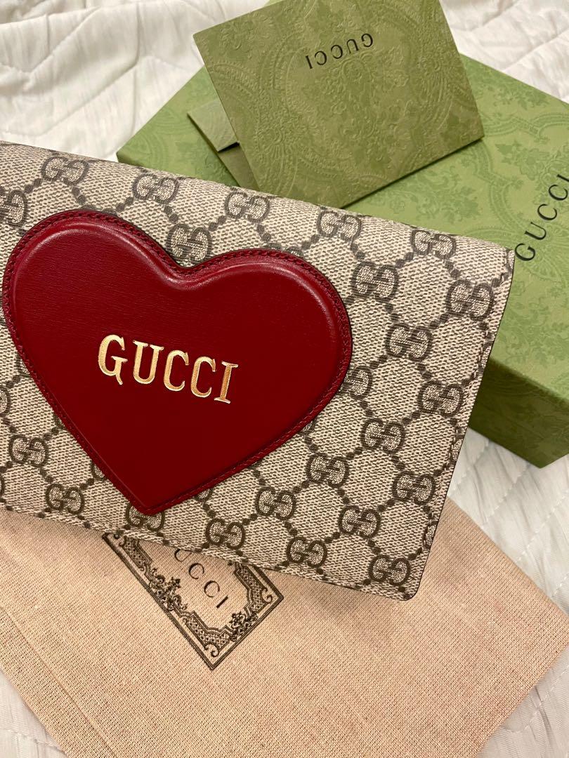 Gucci valentine's day sales chain card case wallet