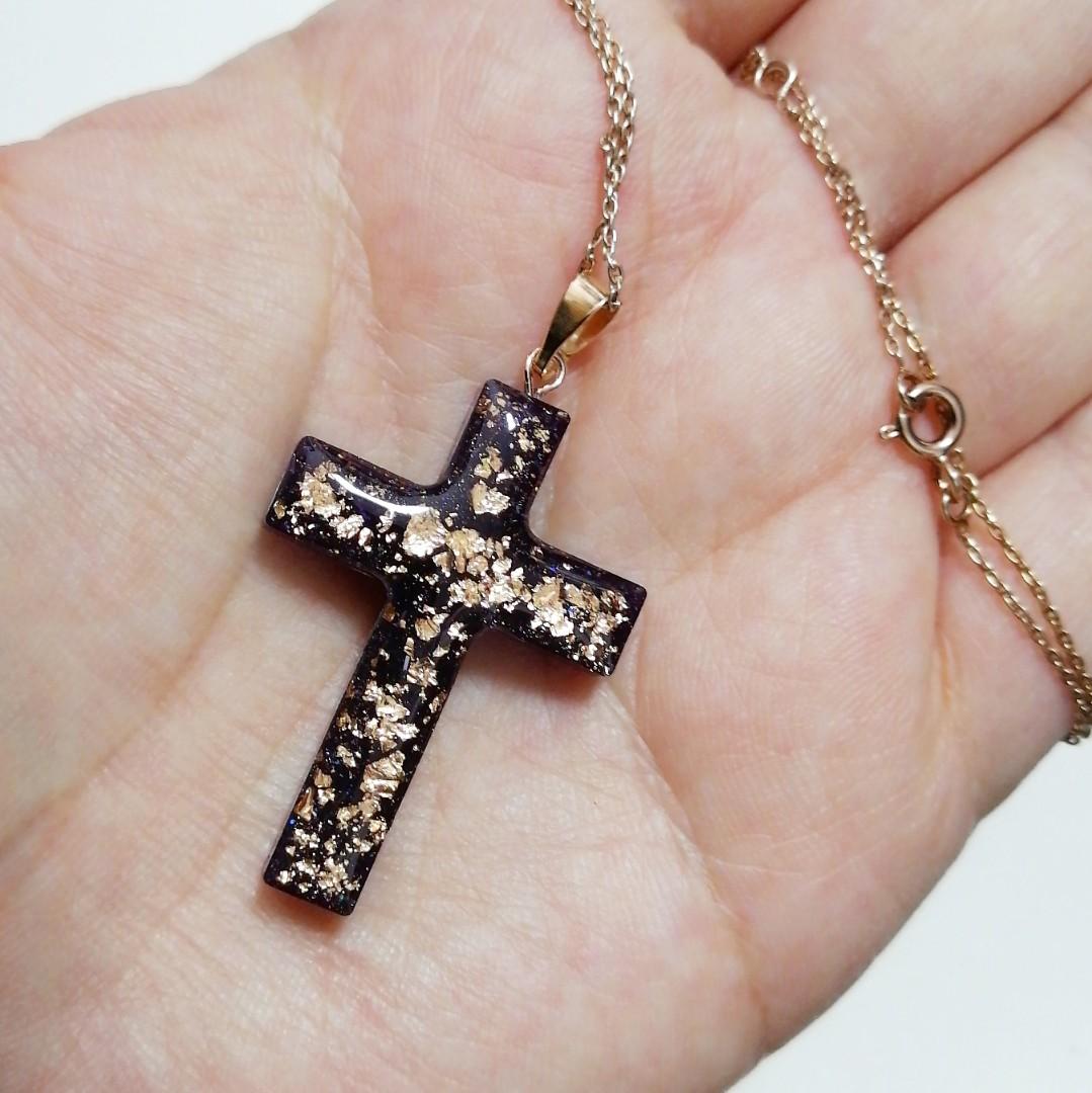 Christian best sale gold jewelry