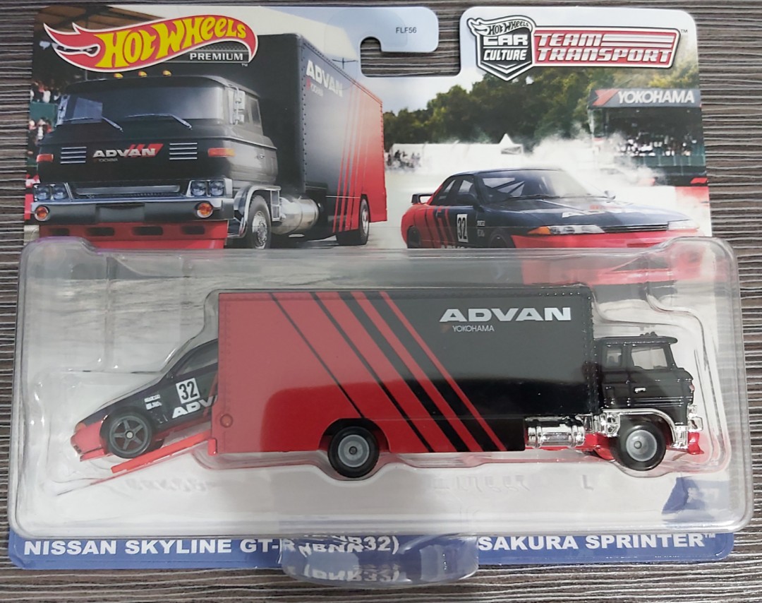 Transport Nissan Skyline GT-R (BNR32 