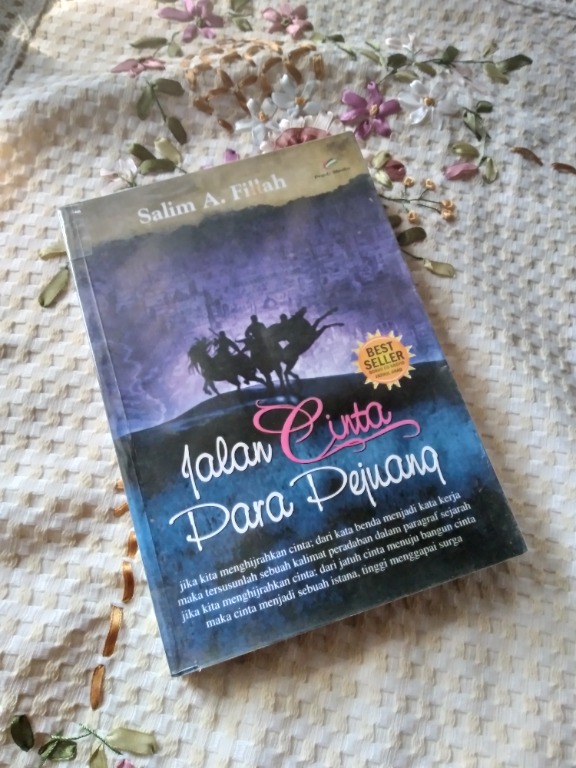 Salim A Fillah Biografi