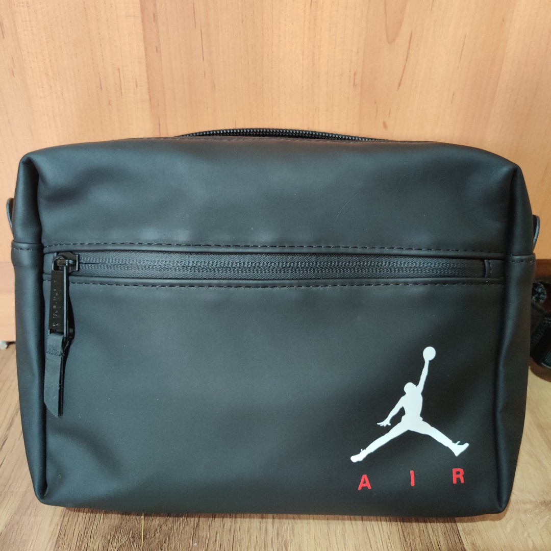 Jordan cross body bag small Men s Fashion Bags Sling Bags on