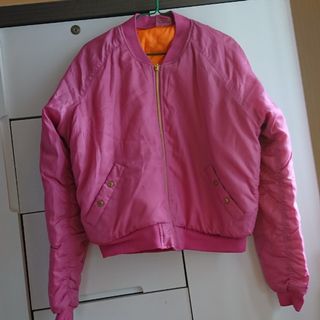 （分類：）位於 。 由 gigiangela 提交（商品編號 1068248519，圖片 1）。簡介： 。