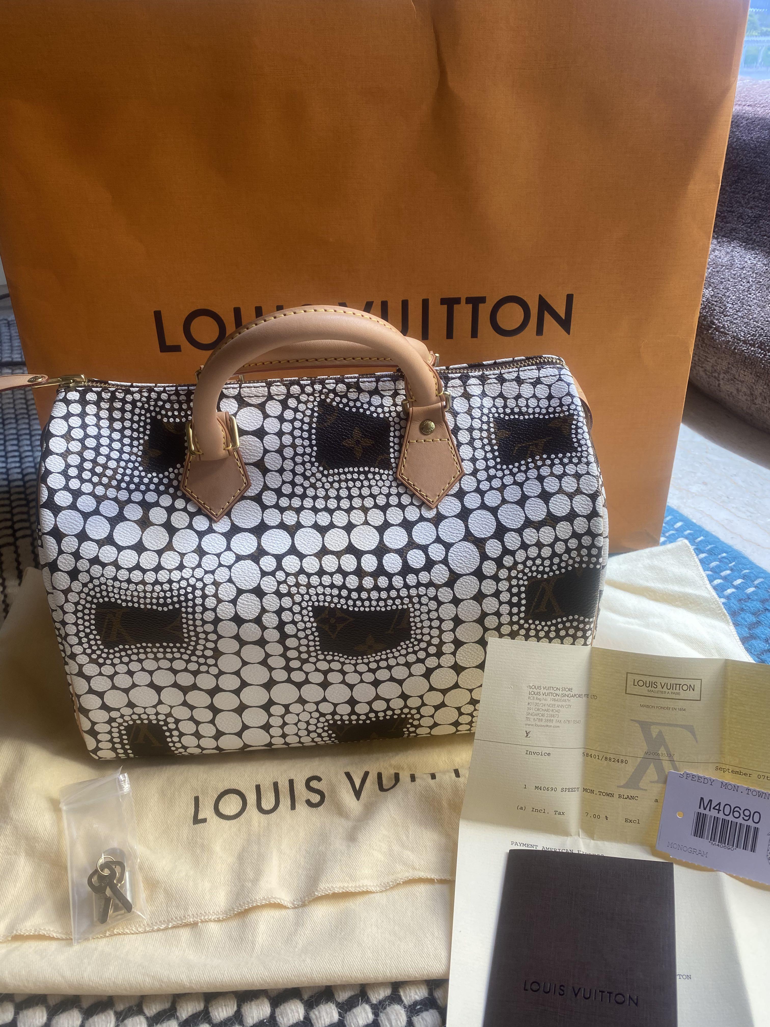 Louis Vuitton Empreinte Speedy Bandouliere 25 NM Noir, Luxury, Bags &  Wallets on Carousell