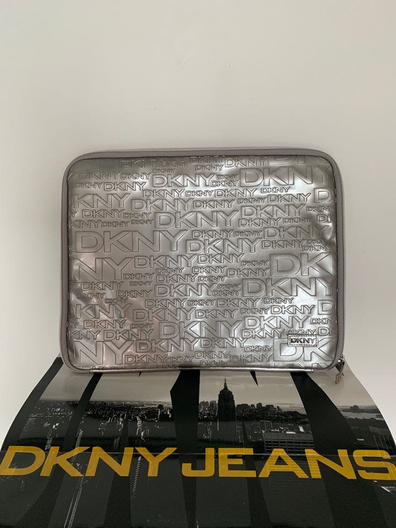 Dkny store laptop case
