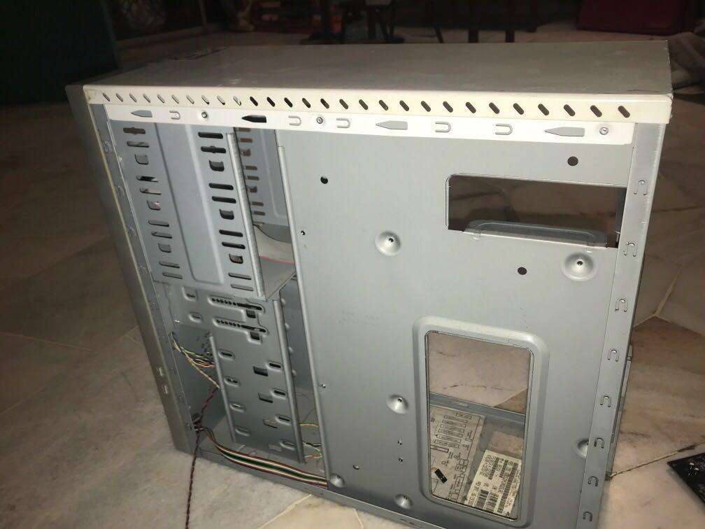 Old pc case for rm 15, Computers & Tech, Parts & Accessories, Computer