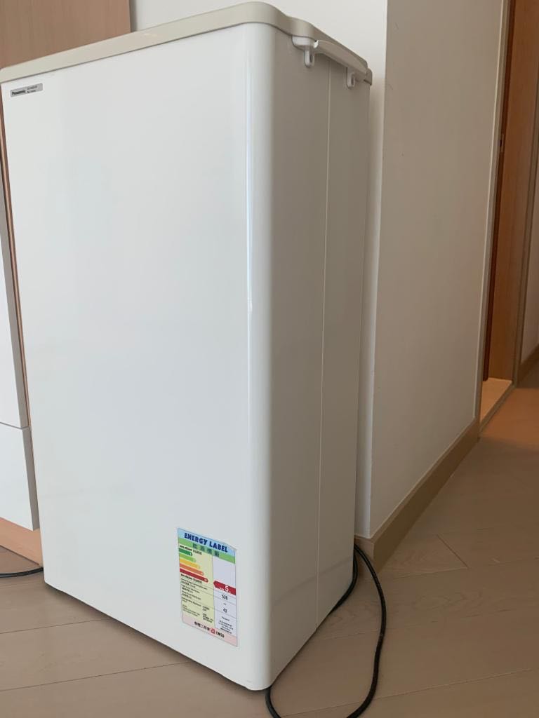 生活家電 冷蔵庫 Panasonic Mini Ice 冷藏櫃, 家庭電器, 廚房電器, 雪櫃及冰櫃- Carousell