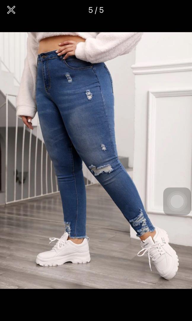 44 skinny jeans