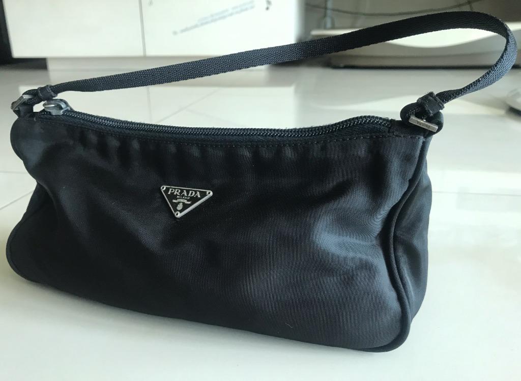 Prada Necessaire Tessuto Sport in Nero shoulder bag