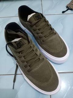 SEPATU DC ORIGINAL