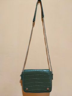 (Kategori: ) berada di . Dikirim oleh dequeenva (ID iklan 1068279547, Gambar 1). Deskripsi: .