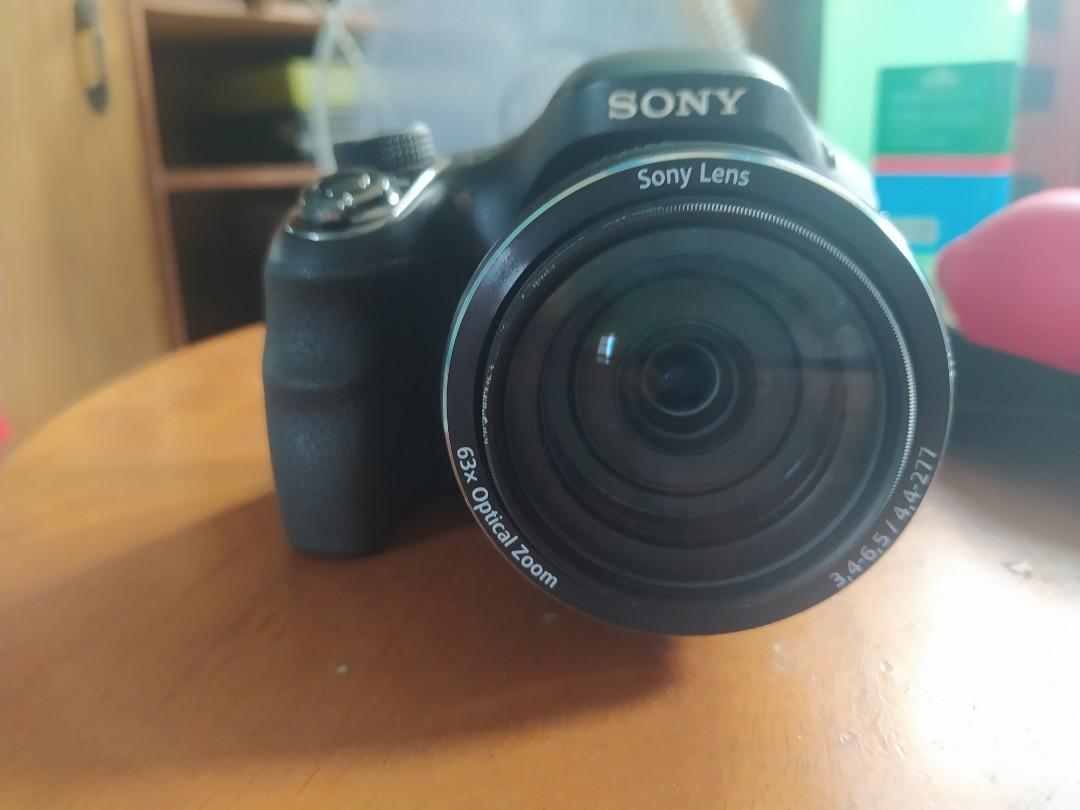 Sony DSC-H400 Camera (COMPLETE SET) (Category: Video Cameras) located in Manila. Submitted by thegirlwiththecardigan (Listing ID 1068259840, Image 3). Description: Only used 2-3 times. Sobrang lightly used. Original price: 16,999 Specs: https://www.sony.com.ph/electronics/cyber-shot-compact-cameras/dsc-h400/specifications Complete set with box, camera bag, memory card, charger and user manual. With lens protector, and dust blower (for cleaning) N
