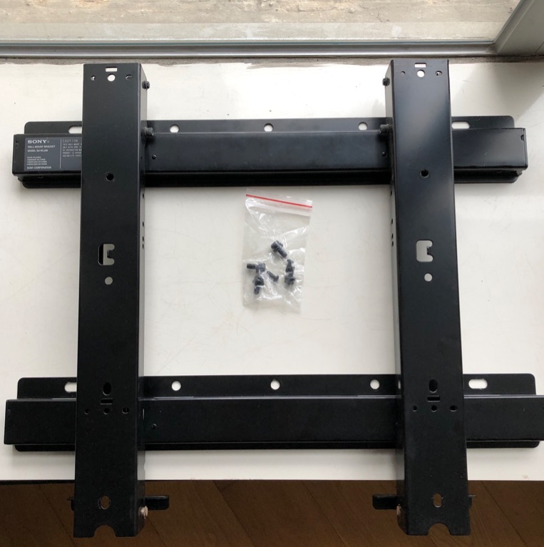 Sony TV Wallmount Bracket SUWL500 電視掛牆架, 其他, 其他 Carousell