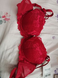 (Category: ) located in . Submitted by kellylengzh (Listing ID 1068277287, Image 1). Description: .