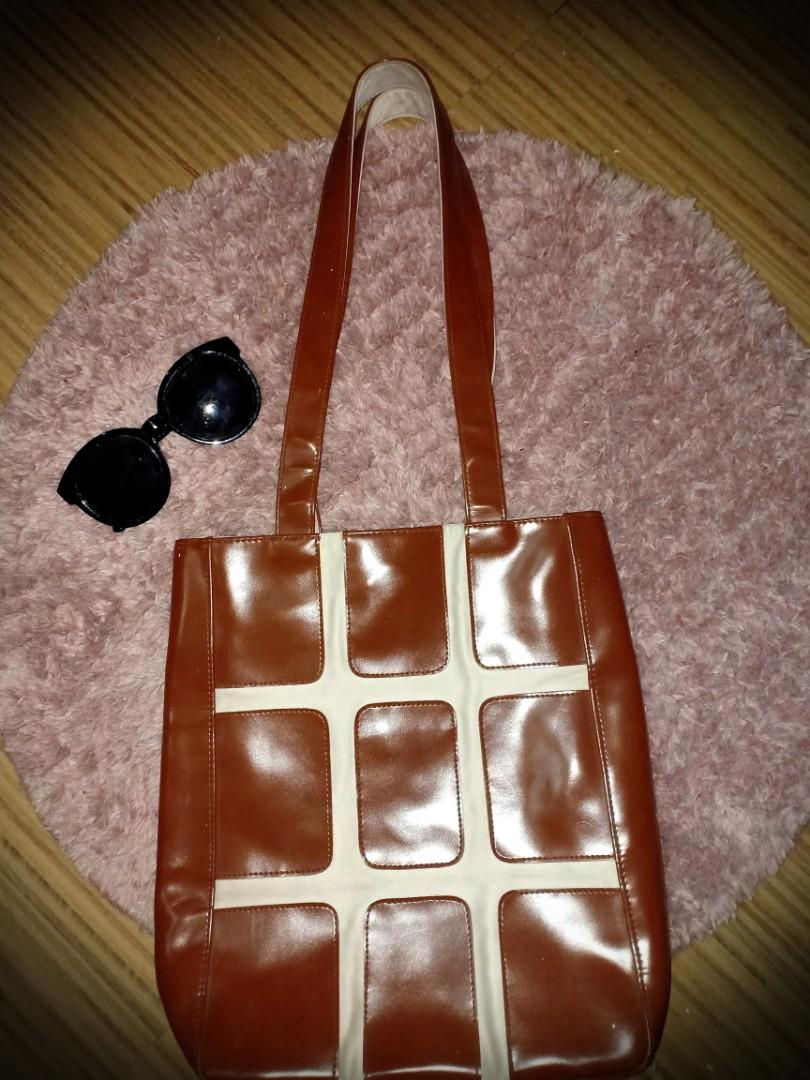 Benetton shoulder bags Clearance