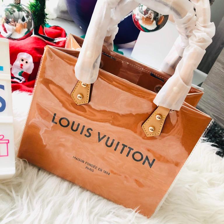 ShairelPM ⁷ 💜 on X: Had this old LV paper bag and instead of throwing it  away, I converted it to this DIY tote. #LVbag #LouisVuitton #Recycling  #DIYTote  / X
