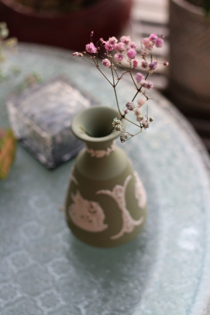 英國 Wedgwood Jasperware Blue Vintage Vase 軍綠色 小花樽 傢俬 家居 其他 Carousell 英國 Wedgwood Jasperware Blue Vintage Vase 軍綠色 小花樽 傢俬 家居 其他 Carousell