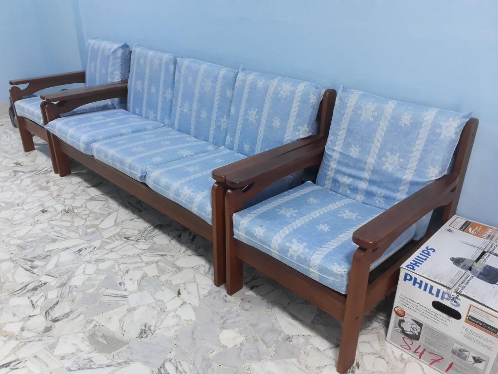 Sala set wood top with foam price
