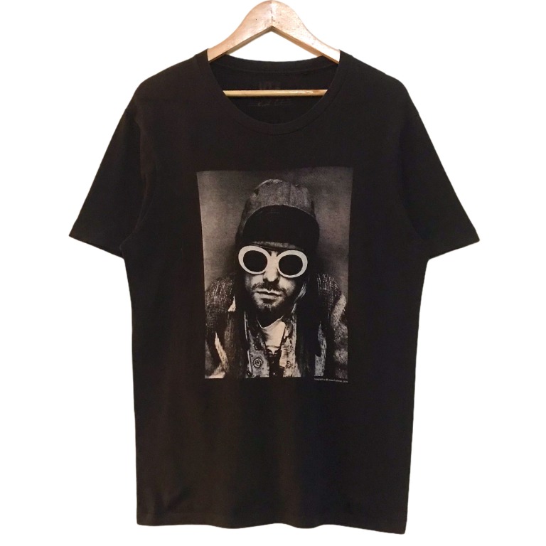 16 Kurt Cobain Uniqlo Large Men S Fashion Tops Sets Tshirts Polo Shirts On Carousell