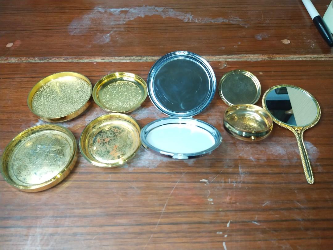 2pcs 24k GP lipstick container, 2 pcs powder container, 1 piece small mirror, (Category: Makeup) located in Quezon City. Submitted by shojikimerchant316 (Listing ID 1068615152, Image 2). Description: 2pcs 24k GP lipstick container 2 pcs powder container 1 piece small mirror see pictures for details SFNI Payment First Before Shipping.