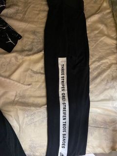 （分類：）位於 。 由 lioncatz 提交（商品編號 1068544393，圖片 1）。簡介： 。