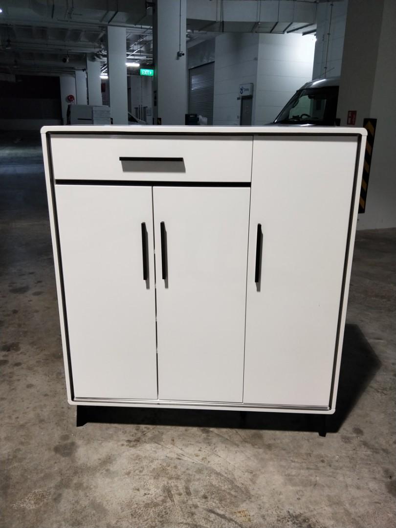 white gloss shoe cabinet on Advante Modern Gloss 3dr White Shoe Cabinet Furniture Shelves Drawers On Carousell