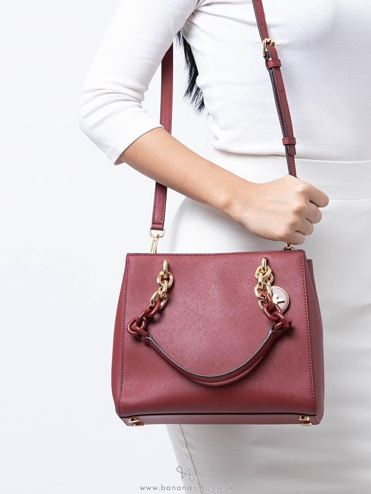 Cynthia saffiano sales leather satchel black