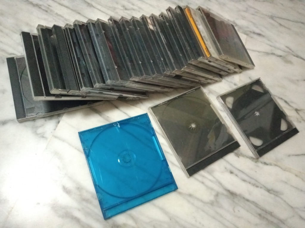Empty DVD/CD casings and blank writable CDs, Computers & Tech, Parts