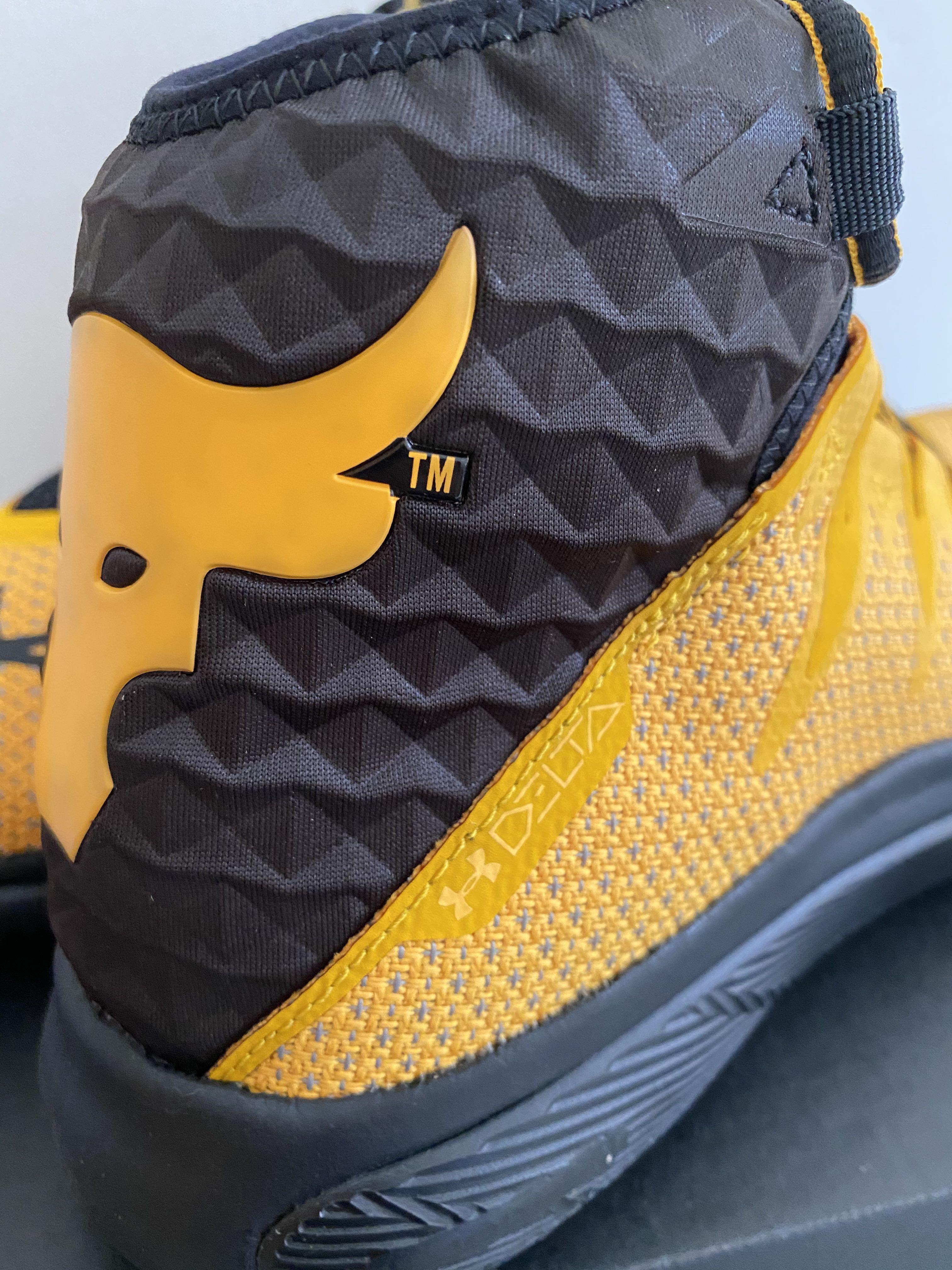 Under Armour The Rock Delta Black Yellow
