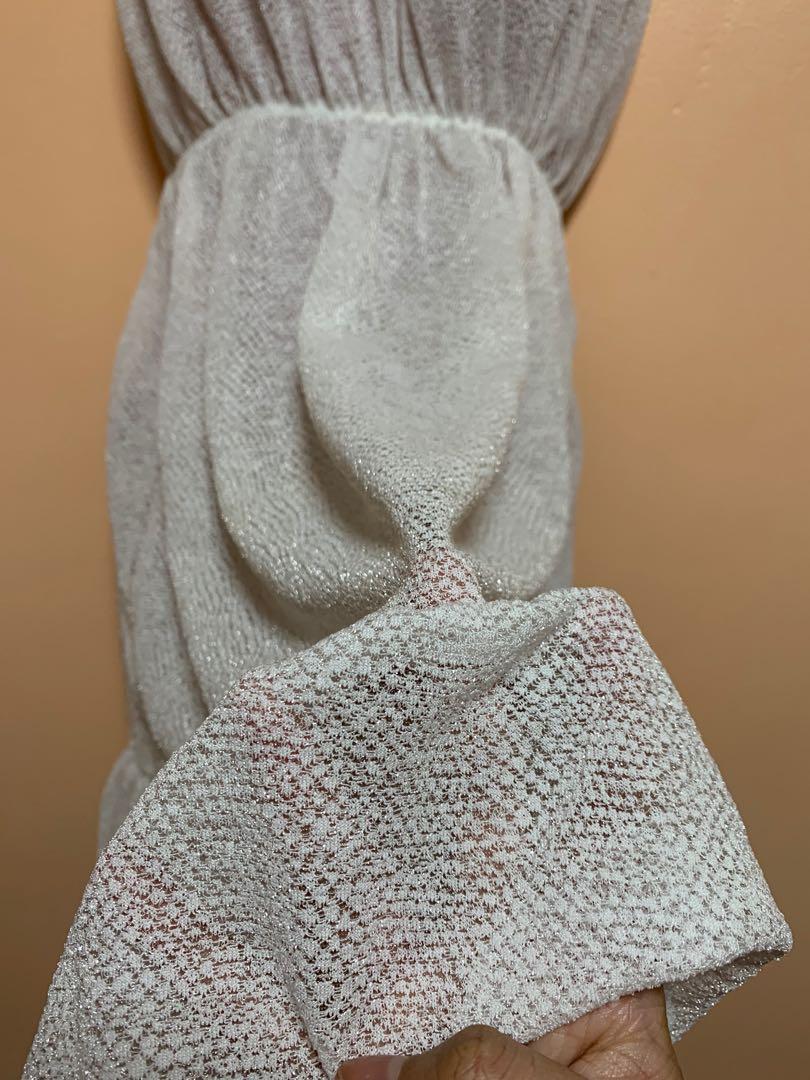 Cover Up M-L (Category: Sets or Coordinates) located in Cavite. Submitted by jadeiris (Listing ID 1068608208, Image 3). Description: Sa swimsuit cover white na white to walang stain. carousell 📌 Like New po lahat mahilig lang talaga ko bumili ng damit. Decluttering from My closet. Mas madame na damit baby ko.😂😂😂😘 Clothes are preloved and well loved If clothes have a honest issues it is indicated in the picture. Some almost new. I’m changing 