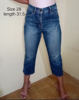 (Category: ) located in . Submitted by decemberapparel (Listing ID 1068552718, Image 1). Description: .