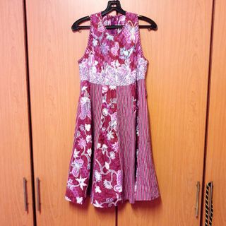 (Category: ) located in . Submitted by stylea (Listing ID 1068544408, Image 1). Description: .
