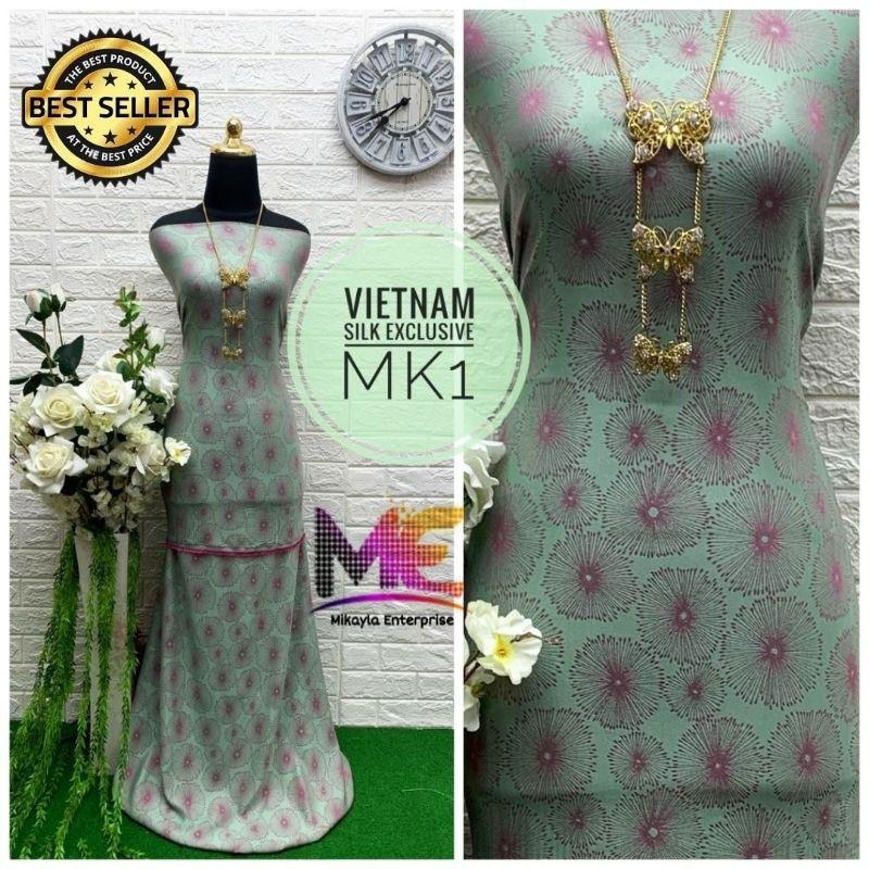 Kain Pasang Sutera Vietnam 4 Meter Shopee Mikayla Enterprise Women S Fashion Clothes Others On Carousell