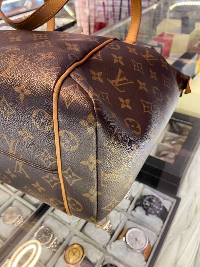 Louis Vuitton Totally PM Monogram Coated Canvas Zip Tote Bag, Luxury, Bags  & Wallets on Carousell