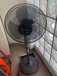 (Category: ) located in . Submitted by w.l.k (Listing ID 1068490529, Image 1). Description: .