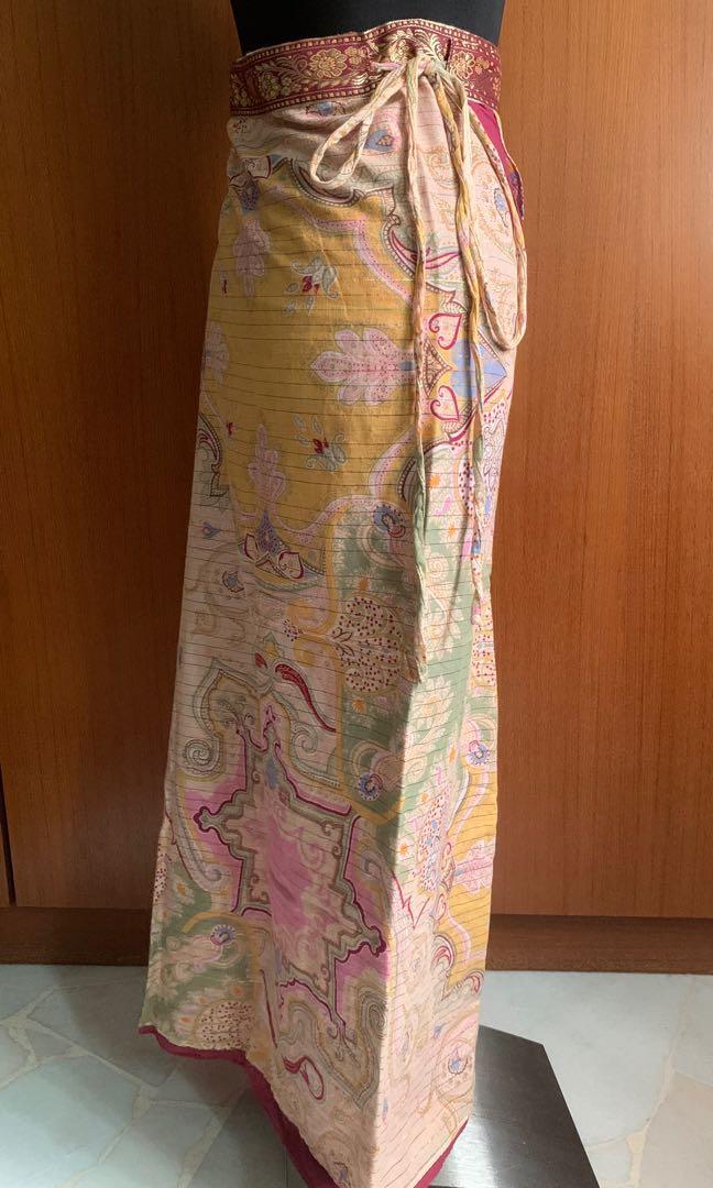 Sarong skirt indonesia on sale