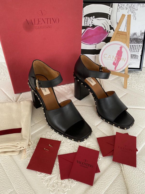 Valentino soul rockstud sandal online