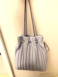 （分類：）位於 。 由 bmhomesell 提交（商品編號 1068591762，圖片 1）。簡介： 。