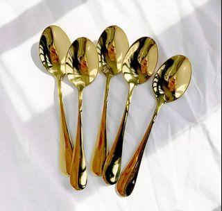 10pcs. Spoon and fork gold cutlery set