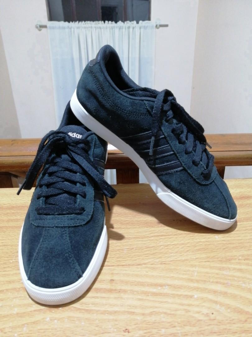womens suede adidas sneakers