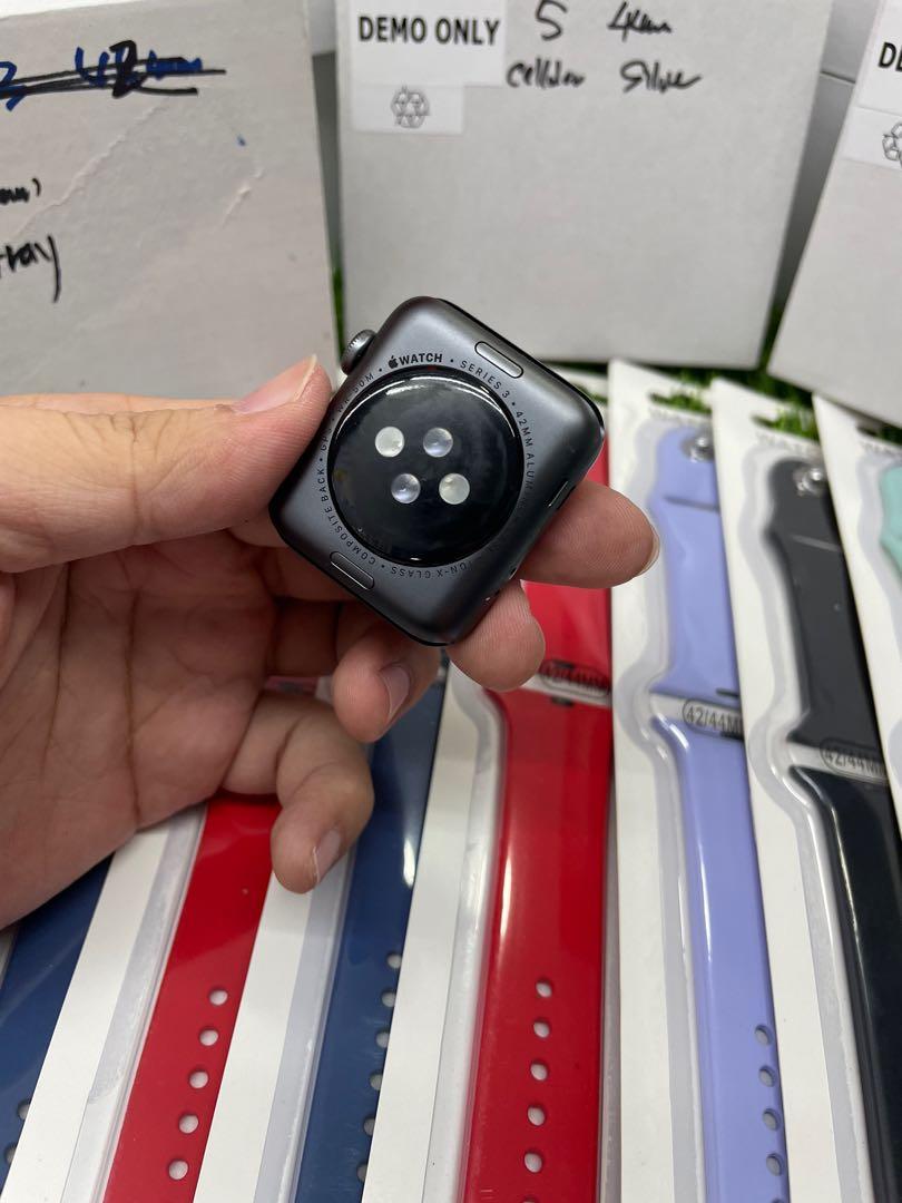 APPLE WATCH DEMO UNIT LET GO