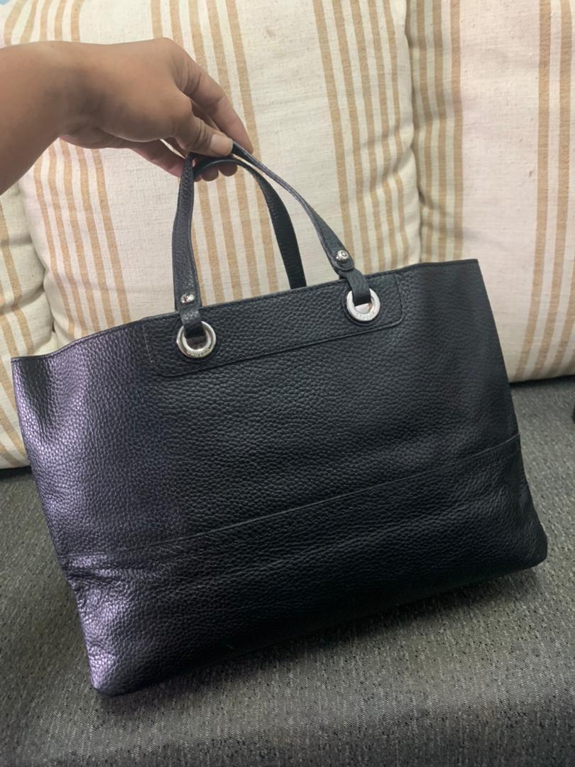 oroton leather tote