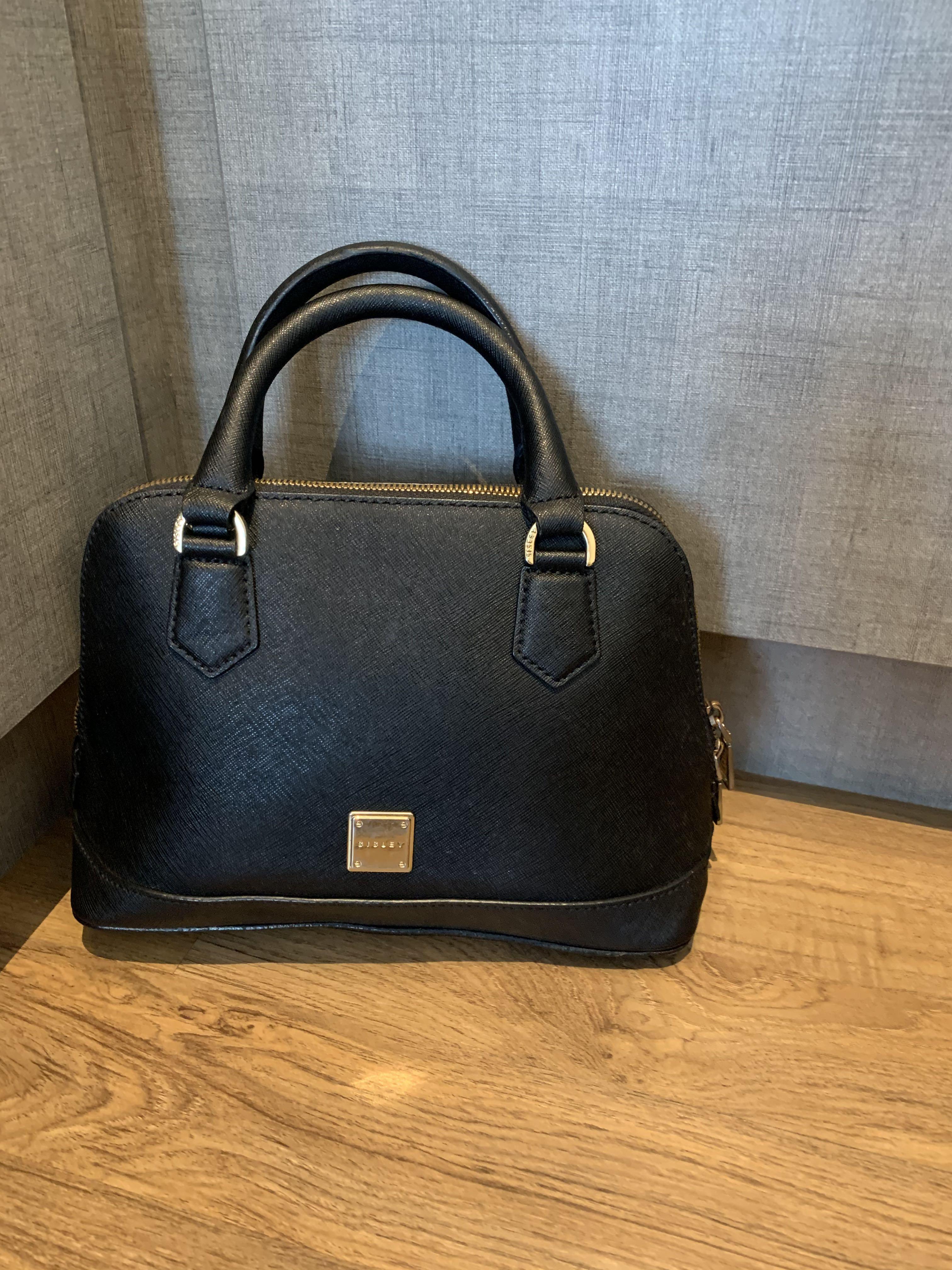Sisley shop alma bag