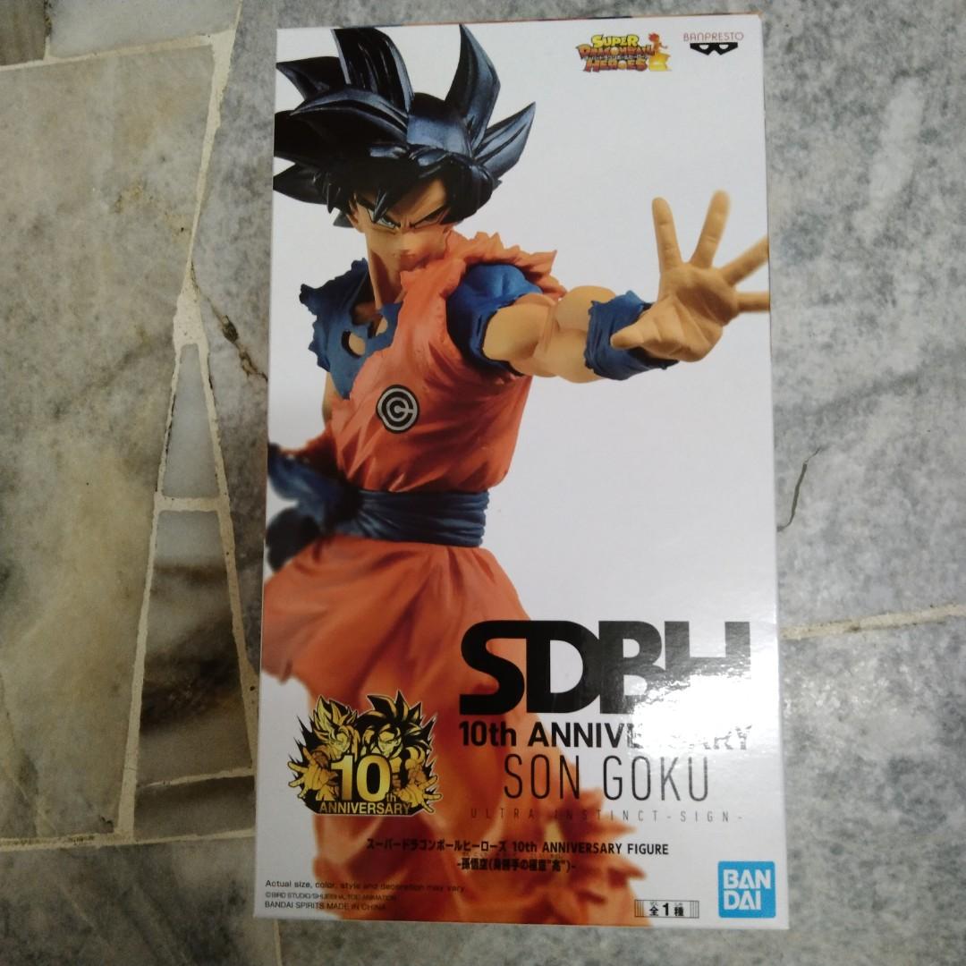 Dragon Ball Heroes - Figurine Goku Ultra Instinct WCF SDBH 23