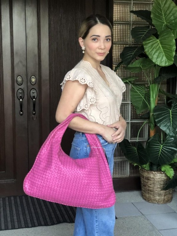 Pink hotsell bottega bag