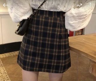 (Category: ) located in . Submitted by gingerale12 (Listing ID 1072467042, Image 1). Description: .
