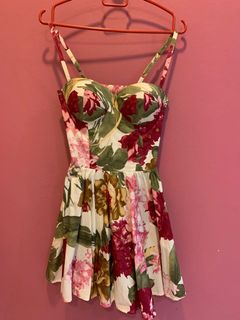 (Category: ) located in . Submitted by ashleytay (Listing ID 1072506396, Image 1). Description: .