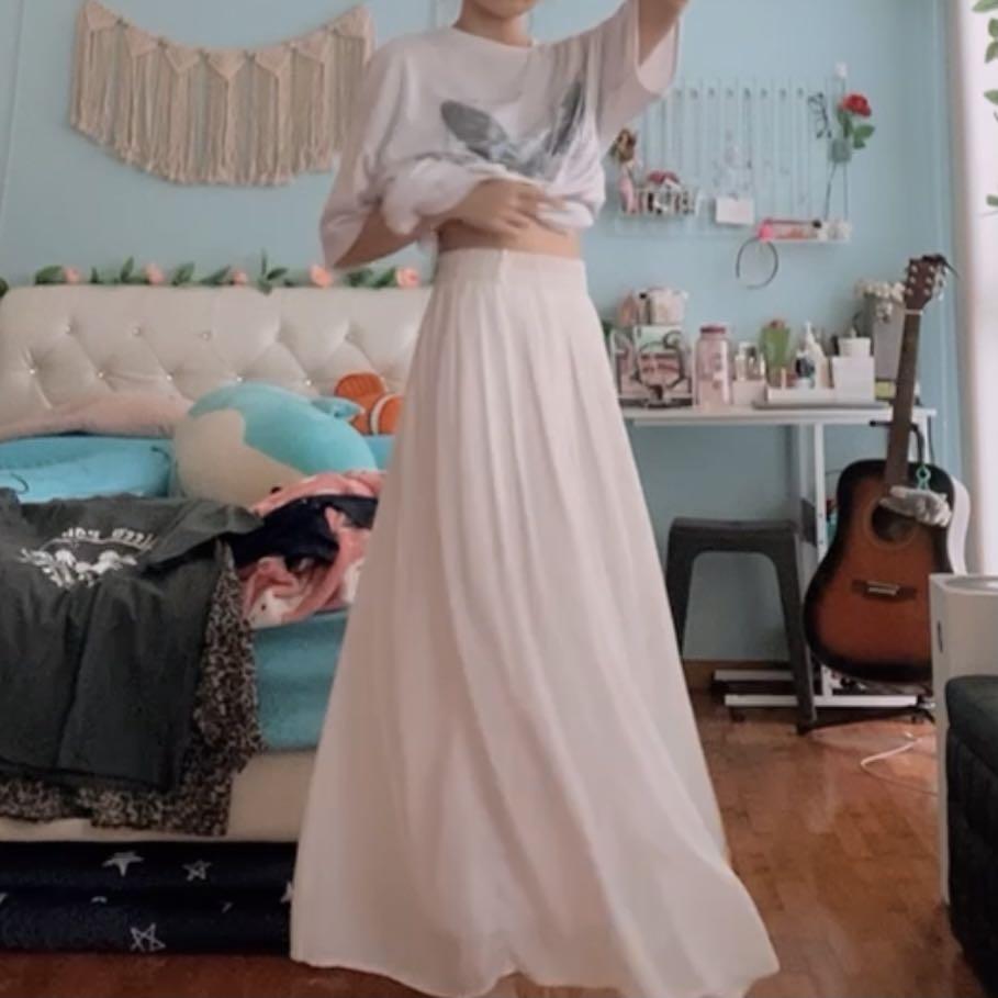 Full length white skirt clearance